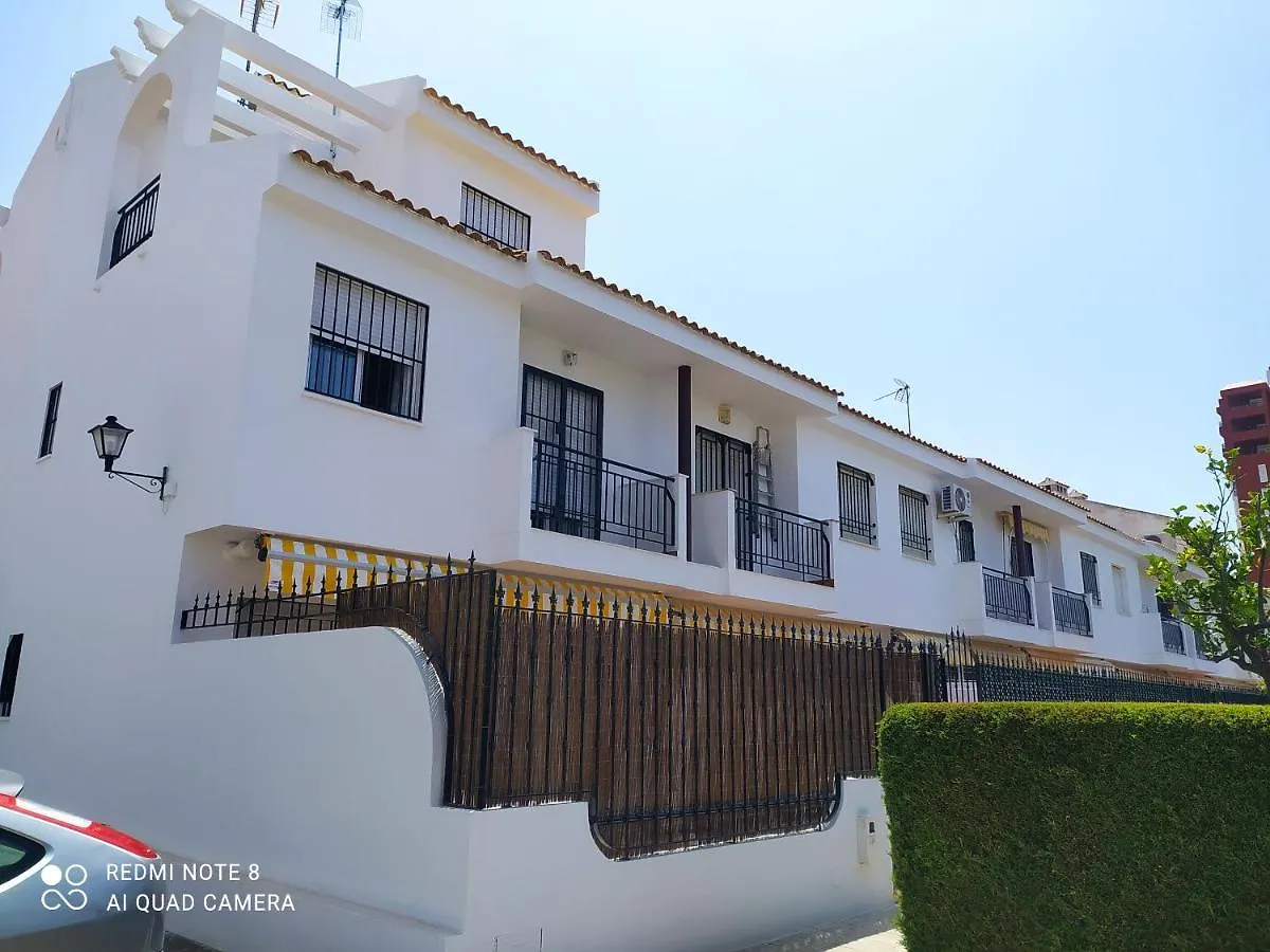 Gran Adosado De Esquina Muy Cerca De La Playa En La Antilla Huelva Holiday home